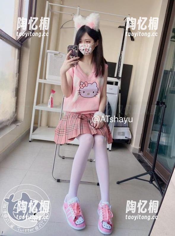 在AT鲨的黑白世界，壁纸不仅仅是风景，美图背后有情感！