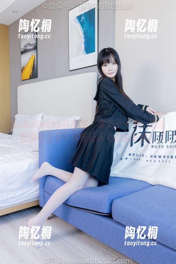 BoBoSocks袜啵啵 - 集美于一身：奶油短黑丝合集中那些让人心痒的瞬间！