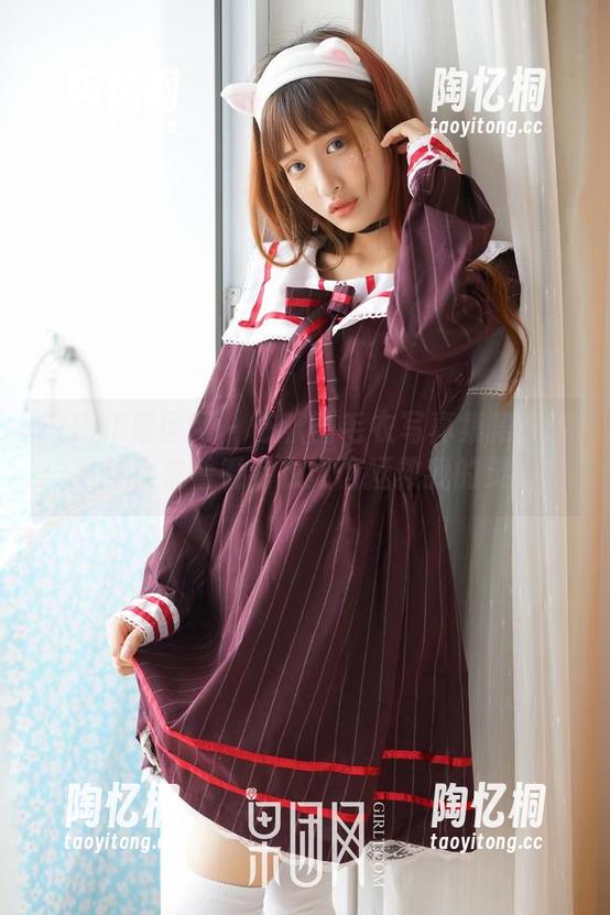 GIRLT果团网 - 陈秋雨毛衣写真集第二弹：更新，来看看毛衣如何拯救我的灵魂！