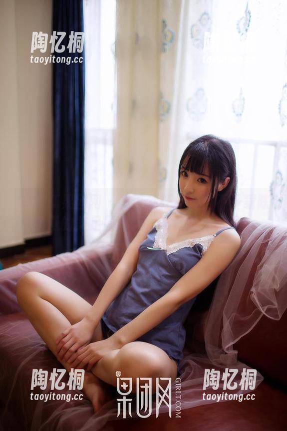 GIRLT果团网 - 找不到任何理由不下载陈雅漫的美足原图呢，毕竟是免费啊！