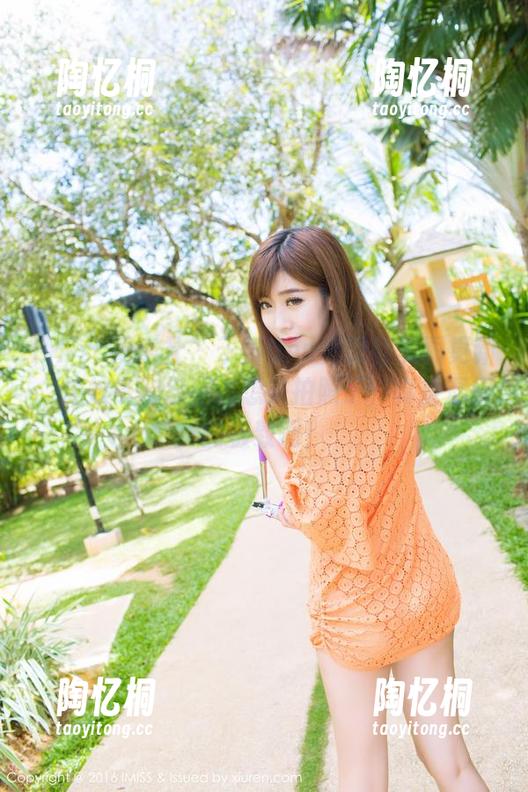 IMiss爱蜜社 - 于姬Una高跟鞋美图更新，连蚊子都忍不住想来拍照了，真是混搭的极致啊！