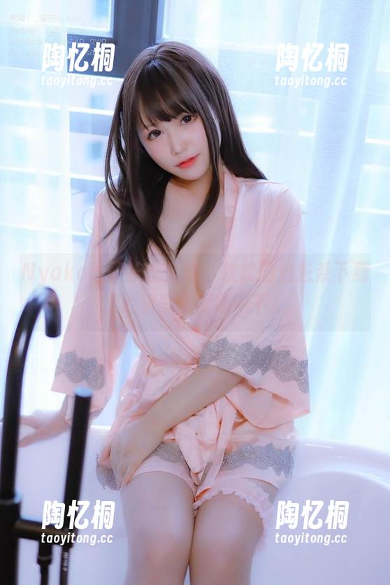 Nyako喵子护士全集：软软的治愈系下载，心情需要更新一下！