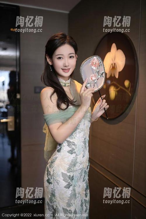 Xiuren秀人网 - 林文文yooki最新瑜伽写真：在哪个瞬间，我们都变得如此渴望靠近？