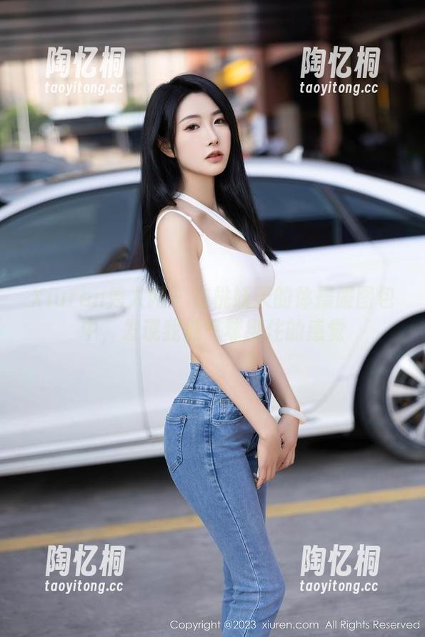 Xiuren秀人网 - 在桃妖天的体操服图包中，发现我被气球绑住的感觉