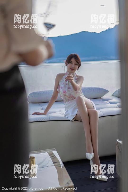 Xiuren秀人网 - 一到绮里嘉ula的皮衣，高清作品便成了视觉轰炸，谁能抵挡！