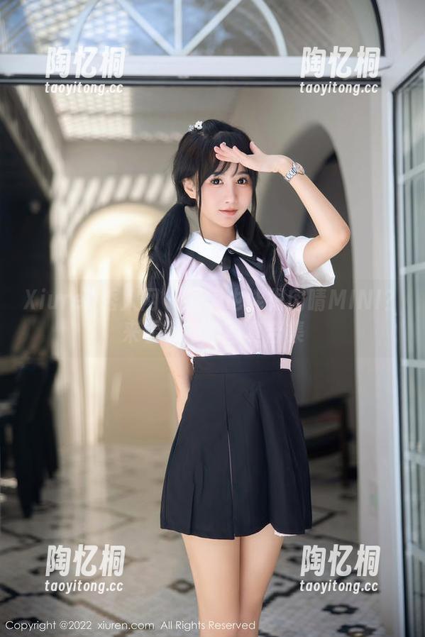 Xiuren秀人网-肉晴MINI Xiuren秀人网 - 居家也能很肉晴MINI?来看看她的写真合集