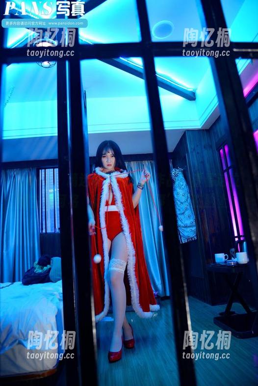 pans - 精选可儿的少女作品，看看这位博主如何将‘藏不住的心事’写在脸上！