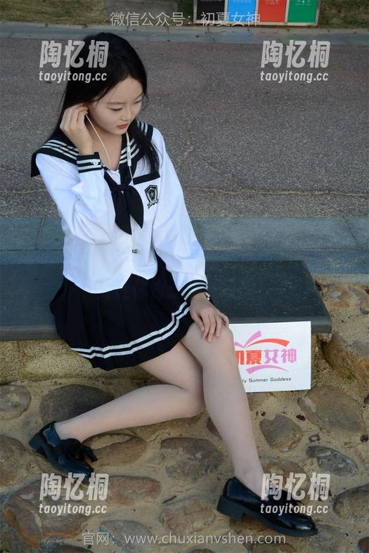 初夏女神 - 下载柒柒的粉色心情，这组图片让你也想变成玫瑰！