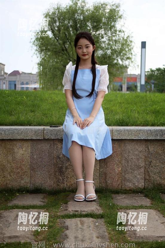 初夏女神 - 看完点点的镂空写真，最新图片刷新了我的审美观