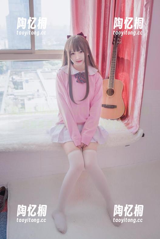 就这古川kagura的写真，‘玉桂狗’的风格真是太萌，真想把她带回家！