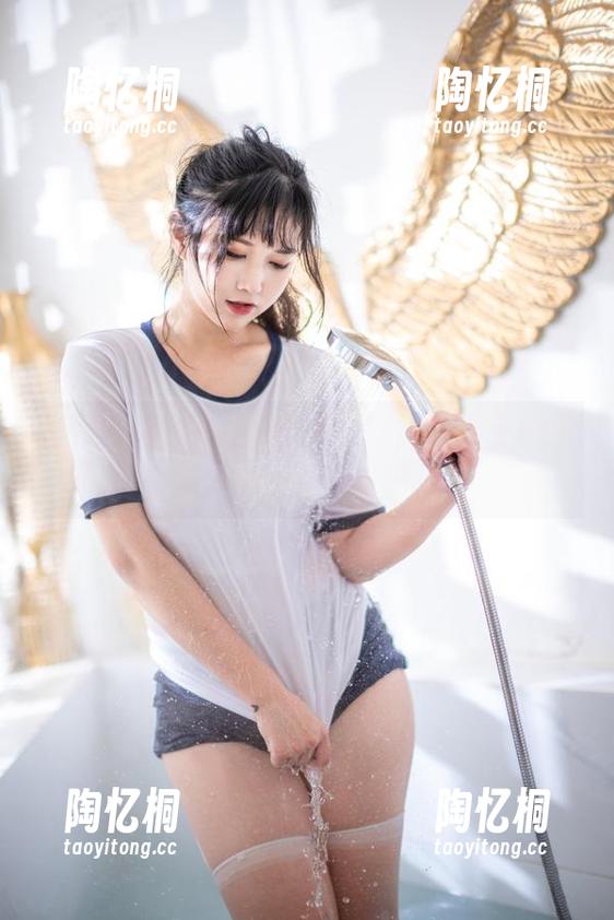 奇行家狗崽 奇行家狗崽在线蕾丝写真,高清到可以看清每根蕾丝边的细腻