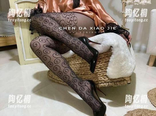 微密圈 - 在宸大小姐的教室中，图包合集开启你想象的新天地！