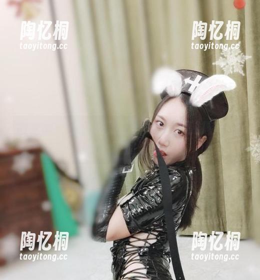微密圈 - 小玉吃果冻与她的油亮时刻：看得我心跳加速的合集