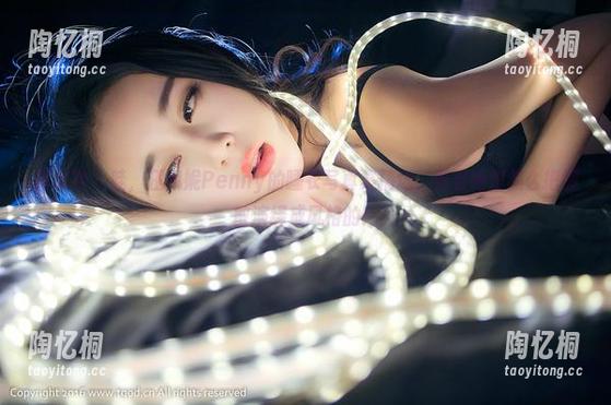 推女神 - 哇，汪佩妮Penny的睡衣写真集精选，看看她是怎么把懒散演绎成风格的！
