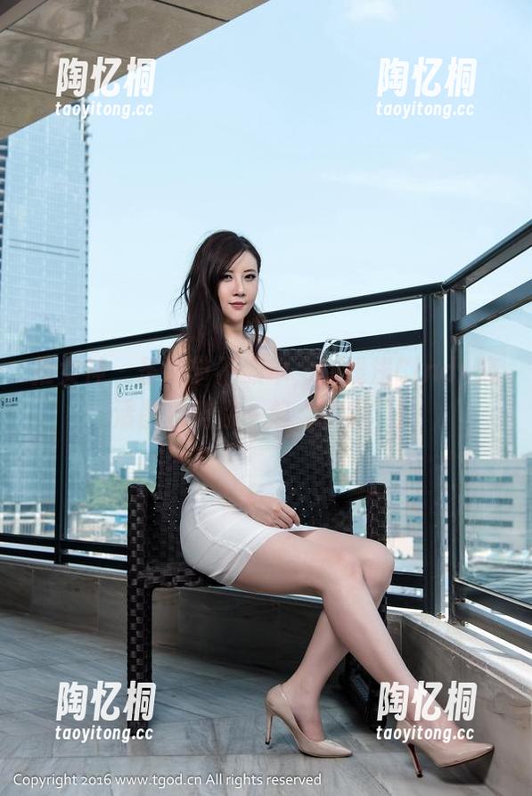 推女神 - 圣诞节不孤单，颜浅浅Cindy高清图包陪你一起“剁手”！