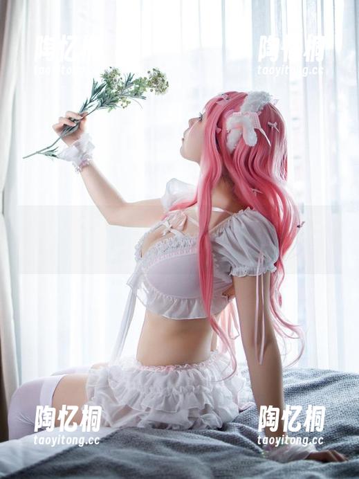 套图也能这么有趣！无颜小天使wy和加藤惠高清合辑！