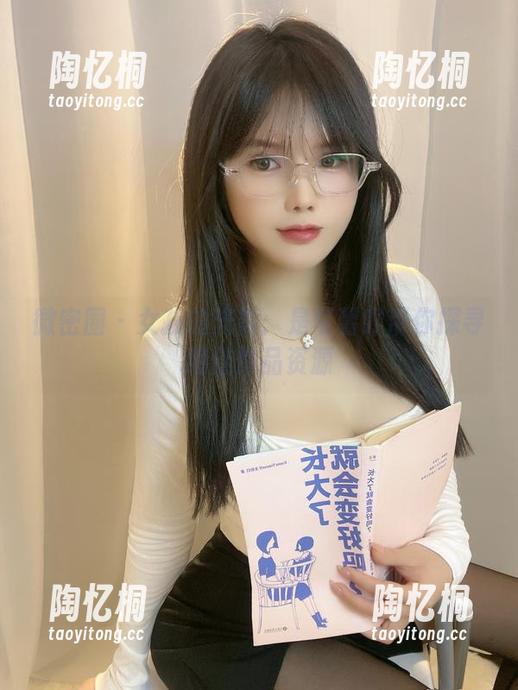 微密圈 - 女孩的光影：是可馨吖带你探寻绝佳作品资源