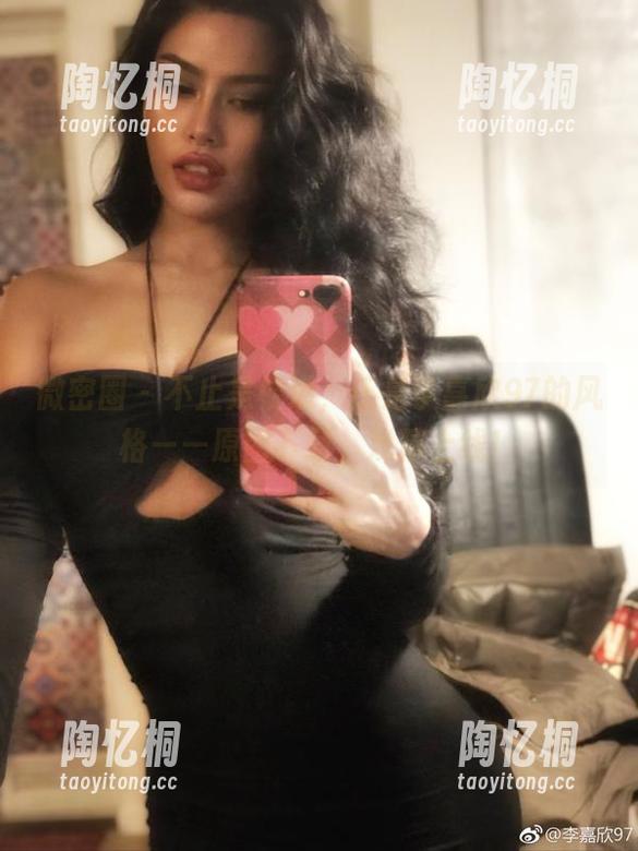 微密圈 - 不止是楼道，还是李嘉欣97的风格——原图下载，戏精上线！
