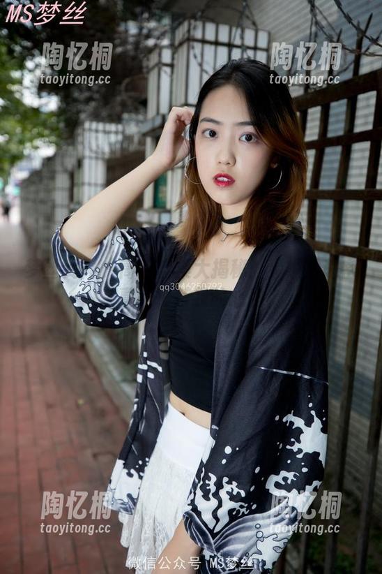梦丝女神 - 高清合集大揭秘：灵唯的秘密，真是扫荡我的心房。