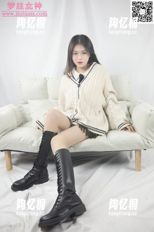 梦丝女神 - 魏婷婷的裤里丝，竟然也能这么有趣，速速下载吧！