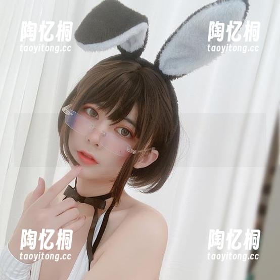 护士也疯狂！眼酱大魔王w的免费图集，千万别错过哦！