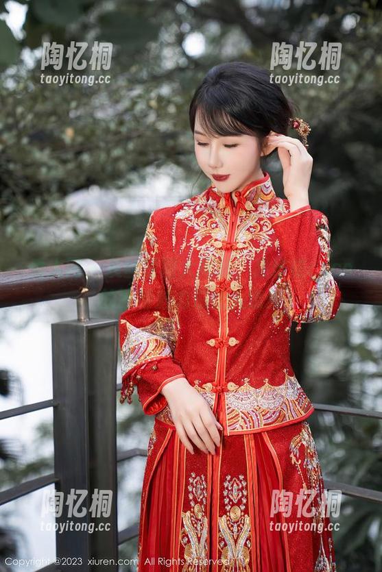 秀人网 - 灰丝原图大揭秘，赵惟依coco的独特魅力总让人意外