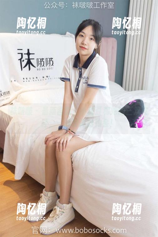 袜啵啵 - 最新画面：小甜豆和她的三双皮鞋，一场时尚的约会！