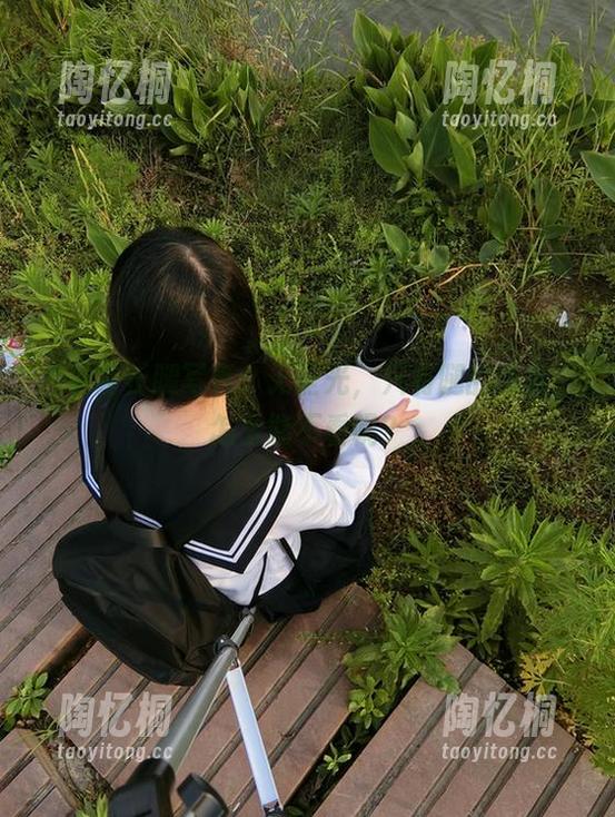 西尔酱长腿写真：无圣光，只有腿的诱惑，怎么能不看呢？