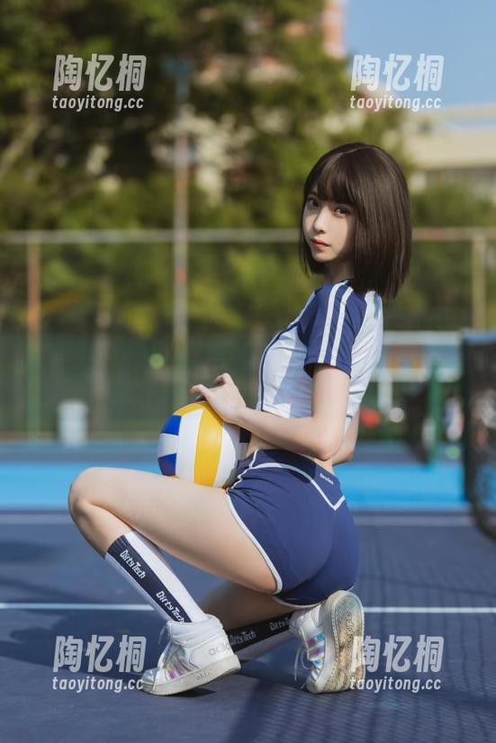 恭喜！许岚LAN最新紫韵写真，让我又想起了那些年！