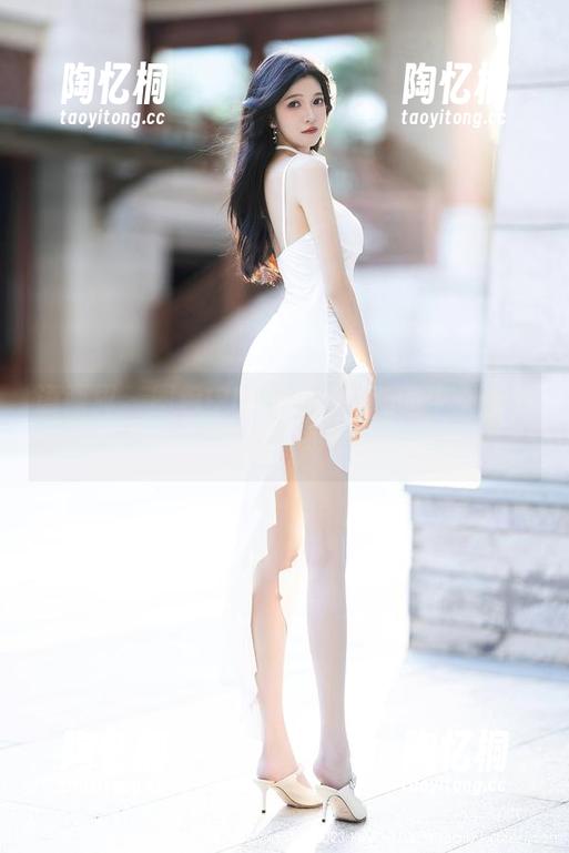 语画界 - 图包中的魔力：梦梵的少女时光，让我忘却烦恼
